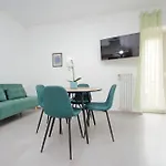 Ych- Bagnera Suites