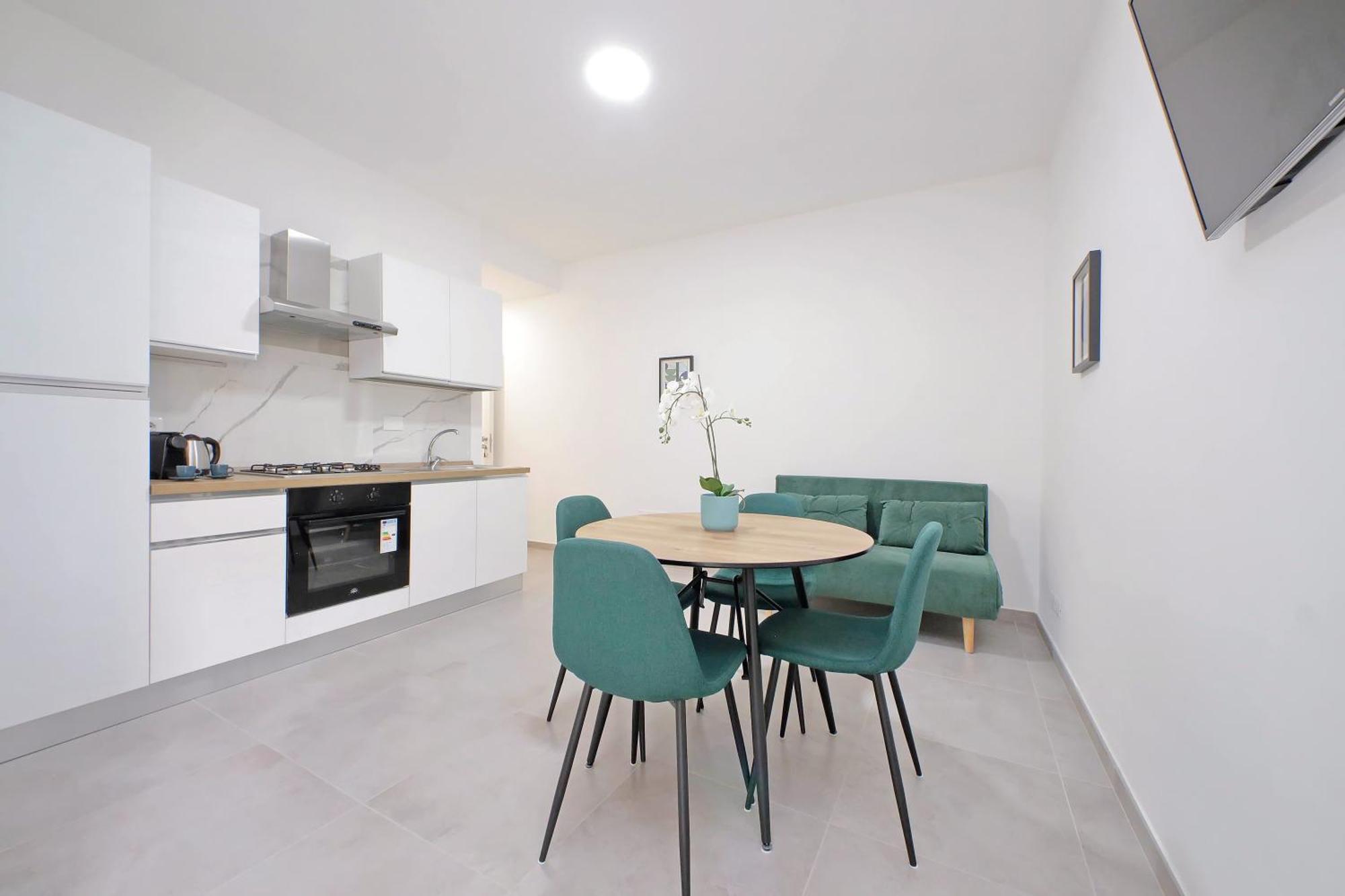 Ych- Bagnera Apartment