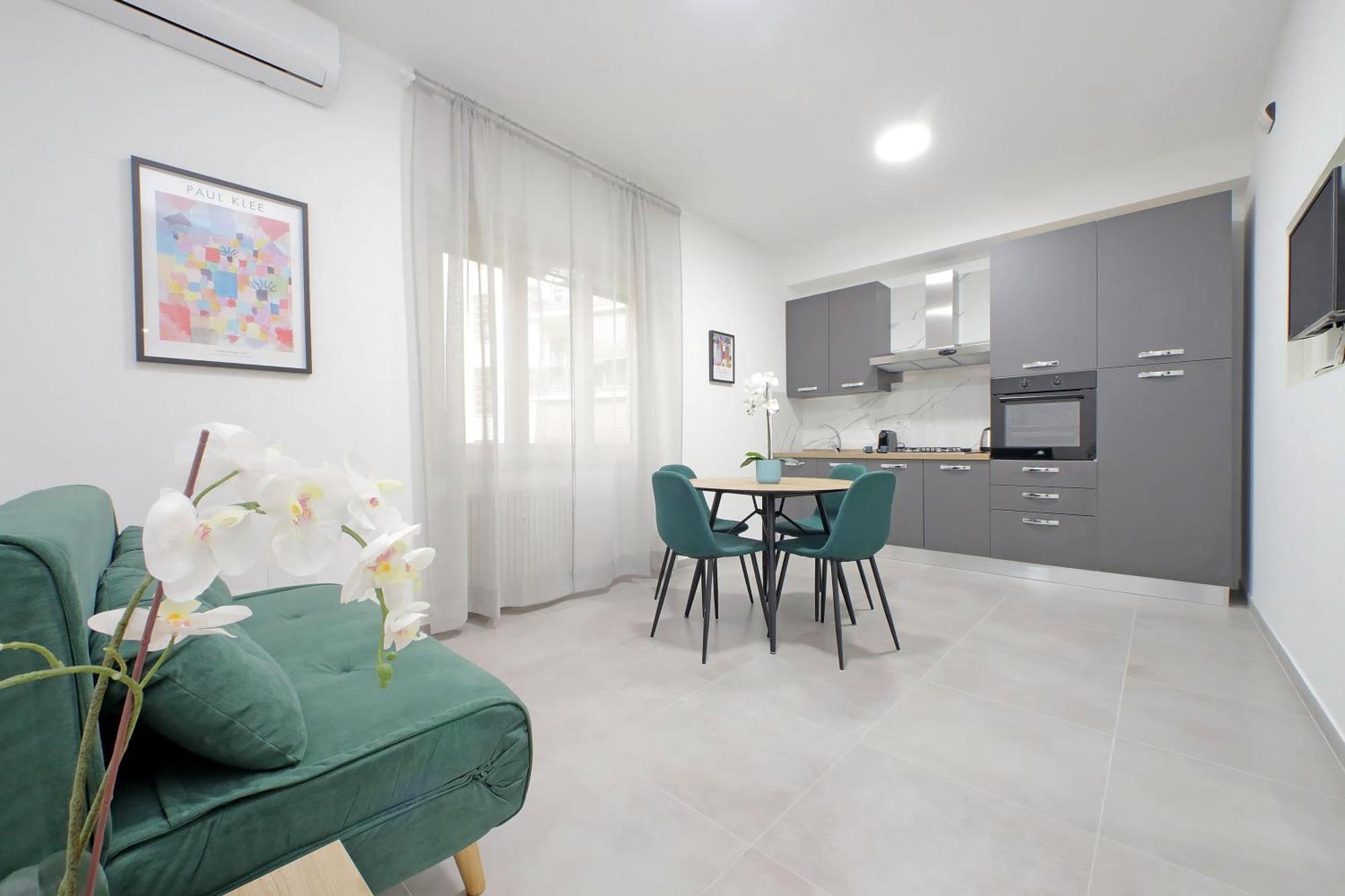 Ych- Bagnera Apartment Rom